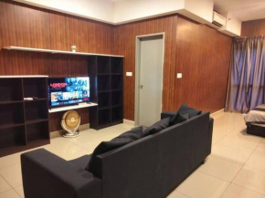 HB816 -Cyberjaya-Netflix-Wifi-Parking, 3036
